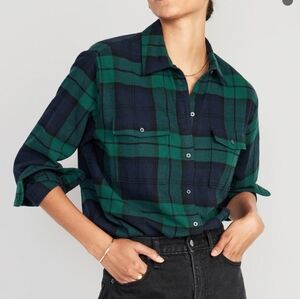 NWT Green and Navy Plaid Button Down Shirt Size L
